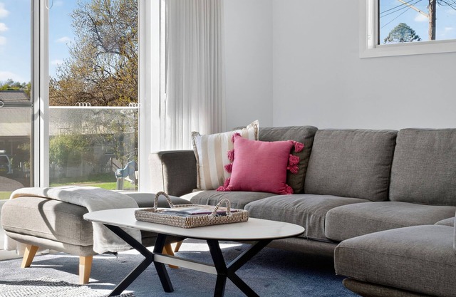 Forsyth Retreat - Modern Townhouse