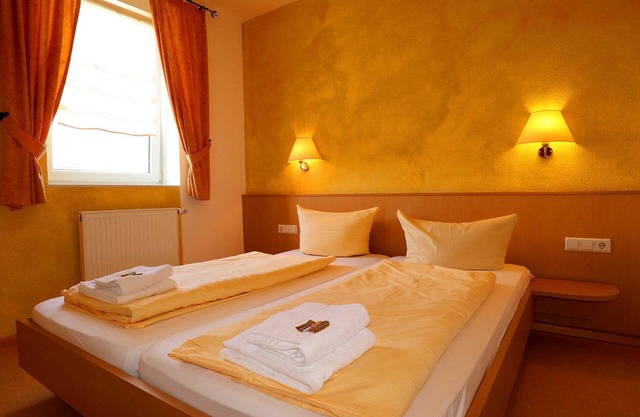 Four-bed room Cat. A, non-smoking, with WC and shower - Hotel Werneths