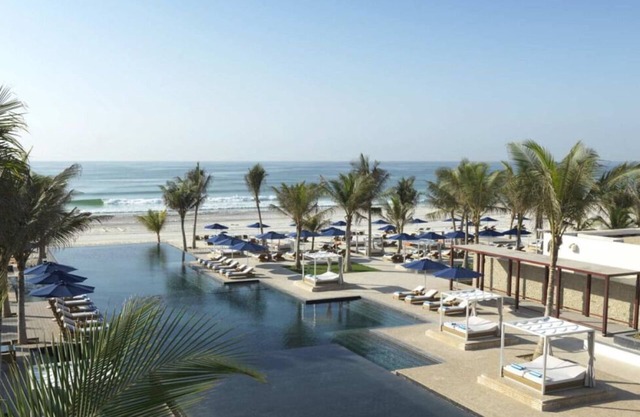 FOUR Luxe 1BR Villas with Plunge Pools! Beachfront, Infinity Pool, Spa Center!