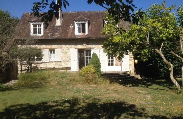 Maison de Campagne en Pleine Forêt Proche Sites Descalade