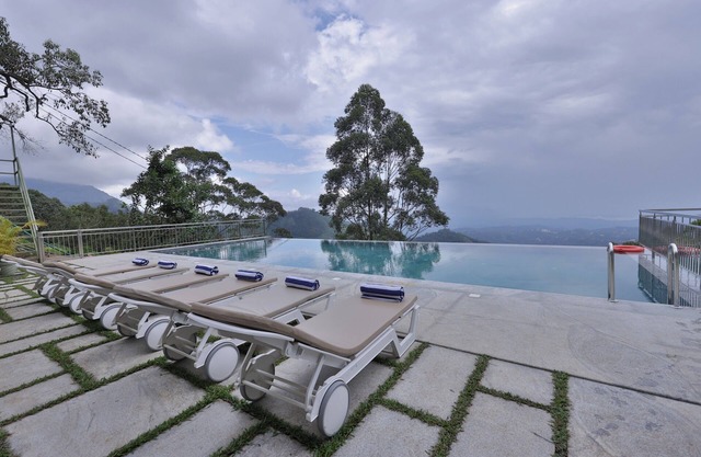 Fragrant Nature Munnar - A Classified Hotel