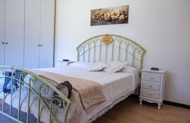 Framí b&b. Comfort and relaxation surrounded by greenery, between the sea and the mountains.