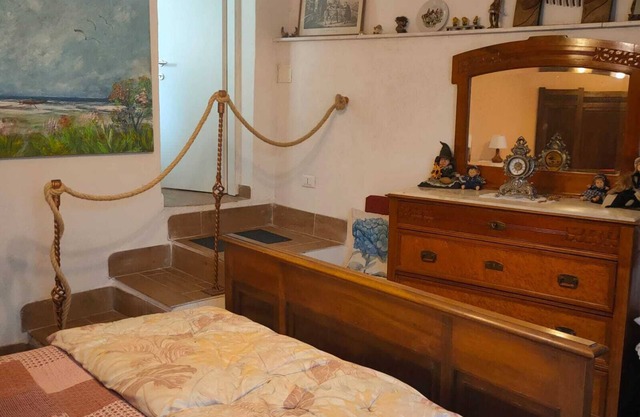 Franco Versilia's Niche