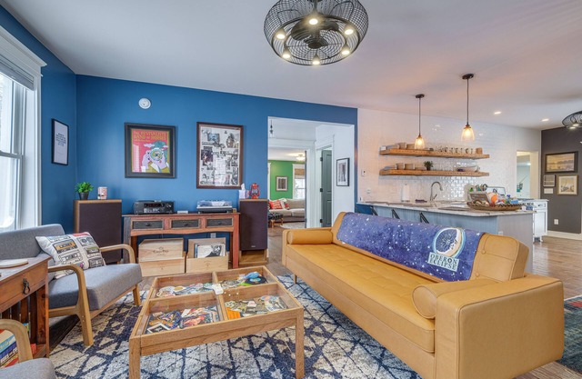 Frankfort Vacation Rental < 1 Mi to Lake Michigan!