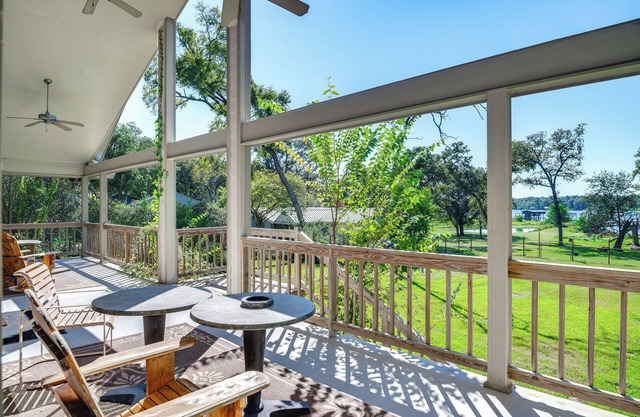 Franklin Home w/Water Views: Outdoor Dining Area!