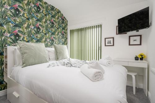 Fredo's Apartment - 1 bed, Free Parking, Wi-Fi, Hospital