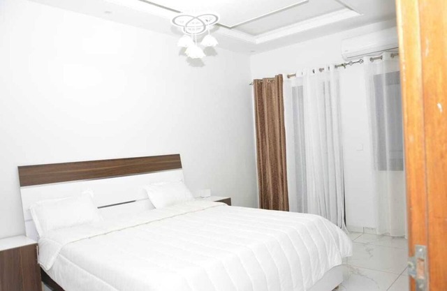 (FREE Airport Pickup) Ngor Village 2 bedroom Apartment