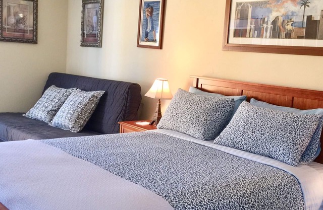 Free Shuttle Studio with Private Entrance Near The PDX Airport