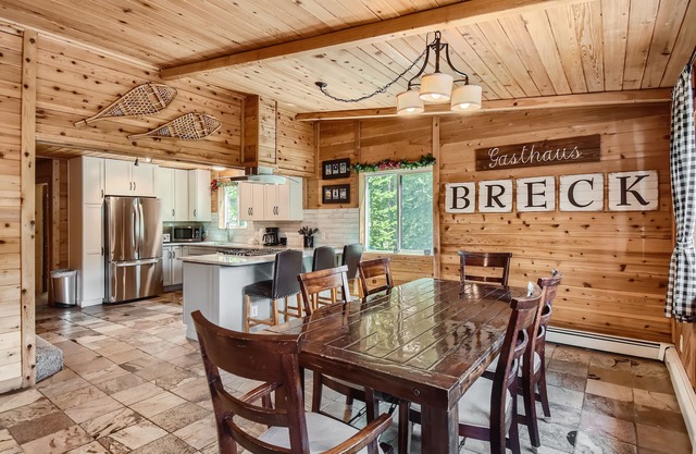 Free SkyCard Act - Mtn Cabin, Private Hot Tub, Quandary Mtn Views-Gasthaus Breck