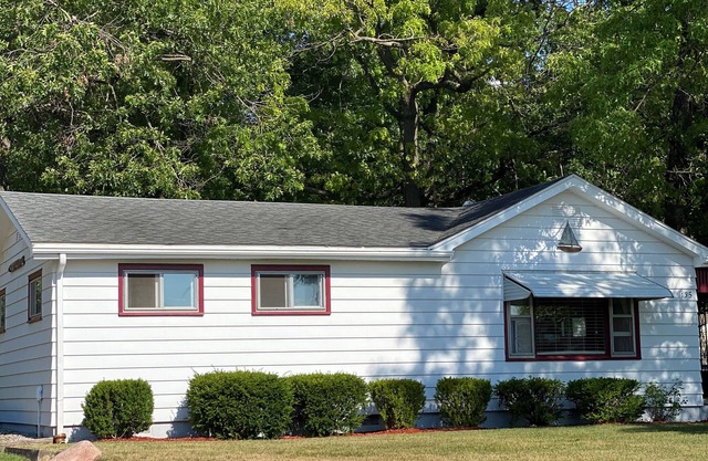 Fremont IN SnowLake: Family vacation beautiful view pontoon available to rent