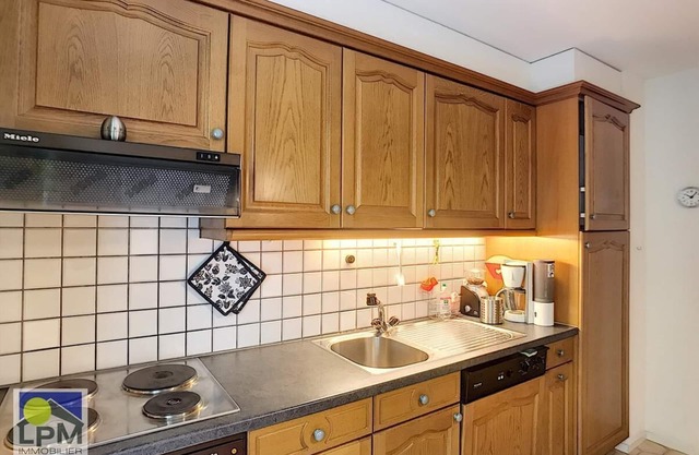 Frênes 303 Very cosy, comfortable and nicely furnished apartment of 4½ rooms, splendid view over the