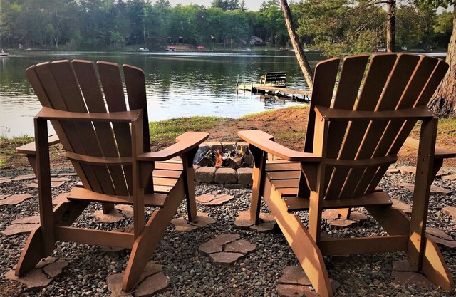 Freshly remodeled cabin on the West Bay of Little Saint