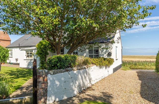 Fridays Barn (2), Salthouse, Norfolk