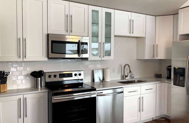 Friendly & Cozy Two Bedroom Denver/Red Rocks