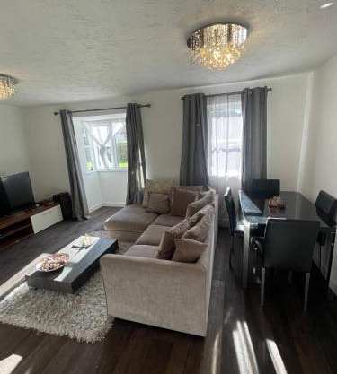 Frobisher Apartment