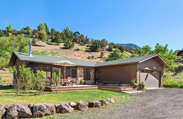Frying Pan Valley Vista | Walk to Basalt + Views