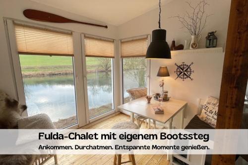 Fulda-Chalet mit eigenem Bootssteg