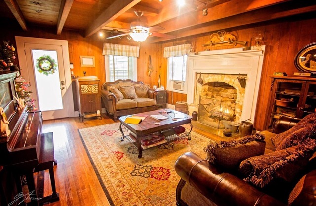 Fulkerson-Hilton historic homestead