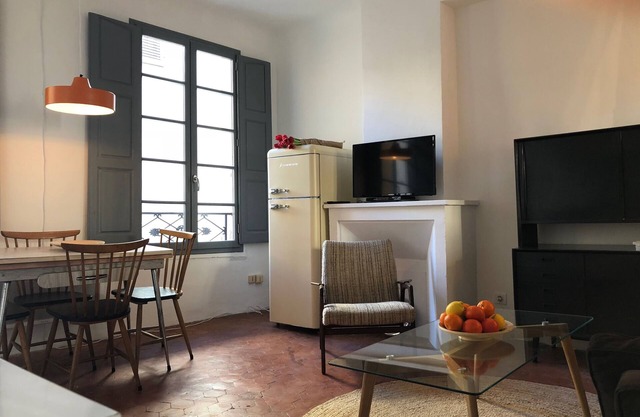 Full of charm apartment in historical center of Aix en Provence