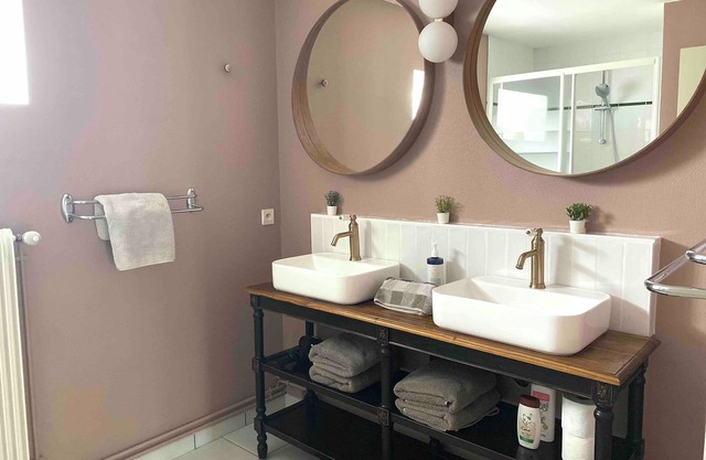 Fully-equipped gîte in a quiet location near Chenonceaux, Amboise and Beauval Zoo
