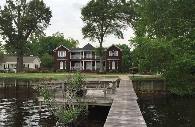 Fully Furnished Upstairs, Equipped Kitchen, Private Pier, Generac Generator