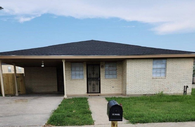 Fully furnished with all the amenities of home centrally located