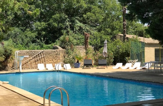 Fully renovated, air-conditioned 18th-century house with large swimming pool