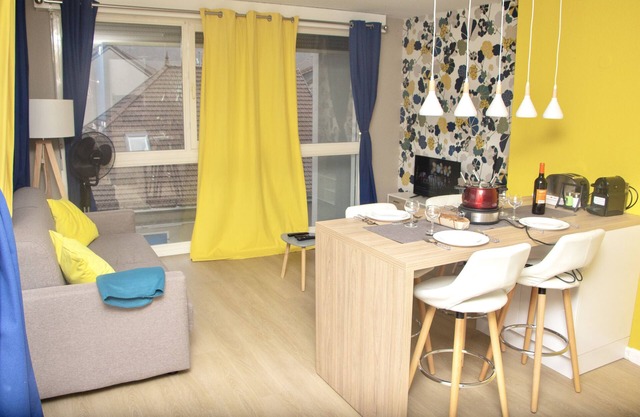 FURNISHED APARTMENT IN THE CALM BETWEEN GENEVA AND CHAMONIX AT THE FOOT OF THE MOUNTAINS