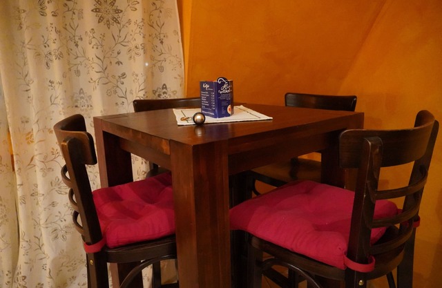 Furnished, cozy apartment including weekly cleaning (near Freiburg)