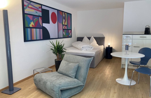 Furnished garden studio in Zürich by the lake