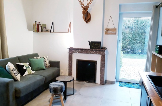 Furnished tourist accommodation cozy near Verdun Saint Mihiel in Lacroix-Sur-Meuse