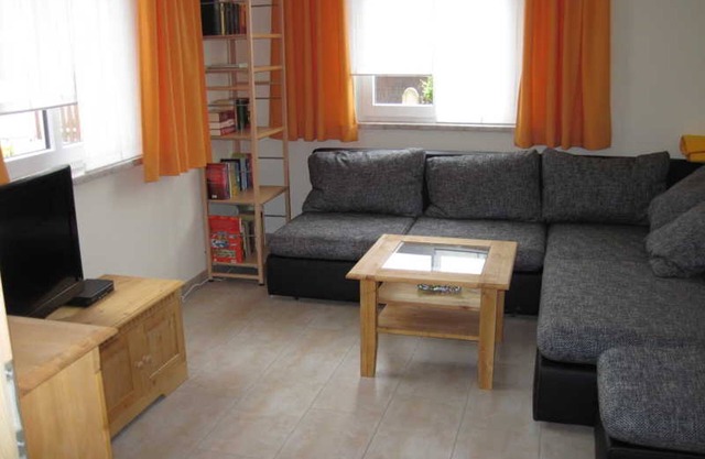 FW Orange - Guesthouse Gimper