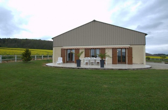 Gîte Avirey-Lingey, 3 pièces, 6 personnes - FR-1-543-109
