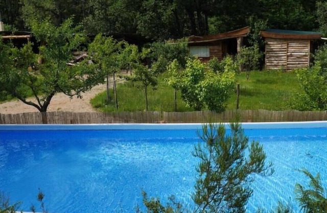 Gîte Cabane Saloon en Ardèche