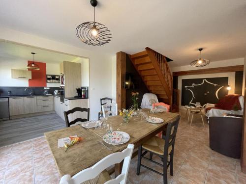 Gîte confortable avec terrasse privée pour des escapades nature - FR-1-489-461