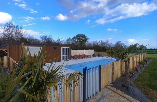 Gîte du Chêne pulvé : events/weekends/vacations/swimming pool
