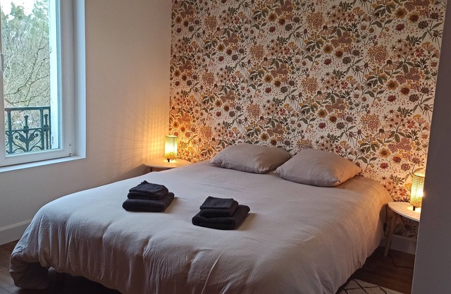 Gîte LE FRANCAIS: meublé 3 étoiles, 2 chambres, GARAGE et JARDIN, CLIMATISATION