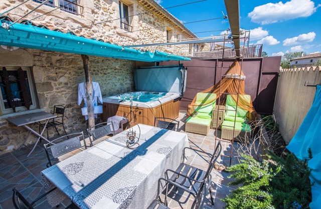 Gîte Standing Avec Jacuzzi Privatif