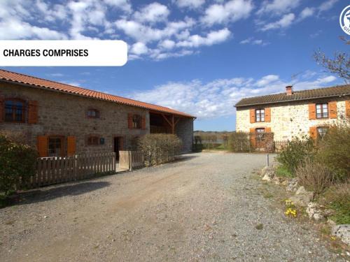Gîtes charmants avec animaux acceptés - Capacité 15 personnes - FR-1-496-368