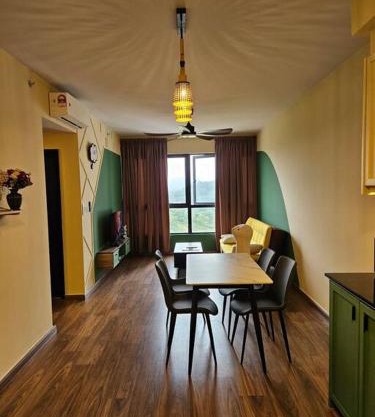 Gaia Residences Bandar Gamuda Gardens, Cozy Retreat with Mountain Views