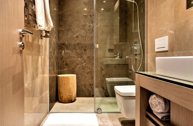 Gala Suites & Villas