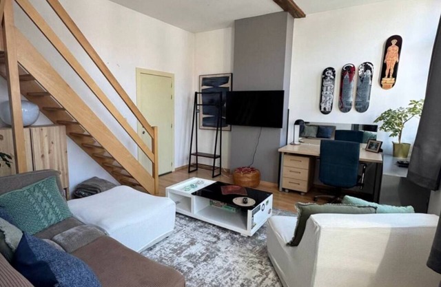 Gallait Suites - Heart of Tournai with AC, WiFi.