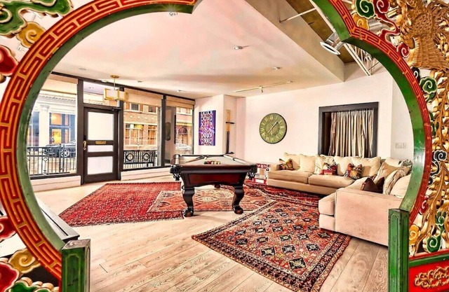 Gallery Loft *Walk to Broadway* PrintersAlleyLofts