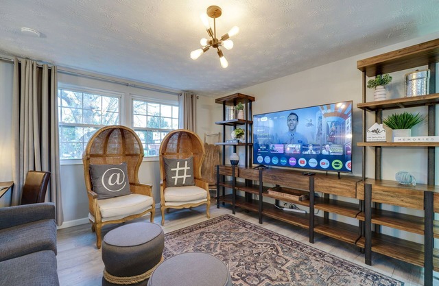 Game Room-Deck-Coffee Bar