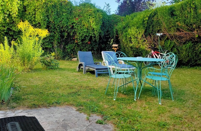 Garden apartment in Samois-sur-Seine