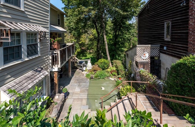 Garden Apartment grand View Bridge,stream, downtown New Hope