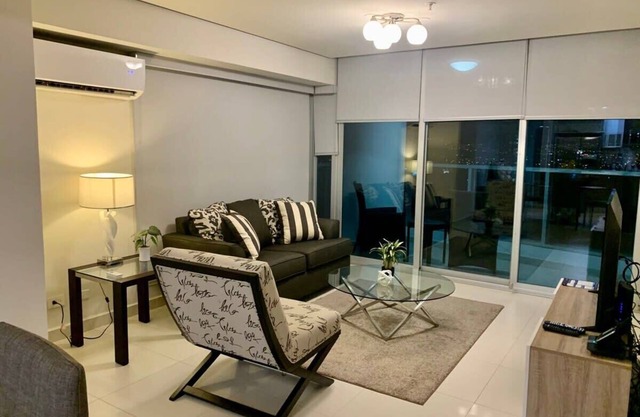 Garden Cafe I Spacious 1 Bed Apt with Park View