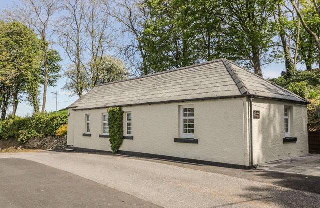 GARDEN COTTAGE in Castle Douglas