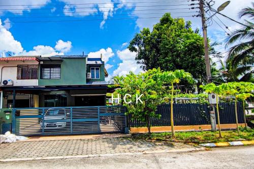 Garden Home at Klang by HCK