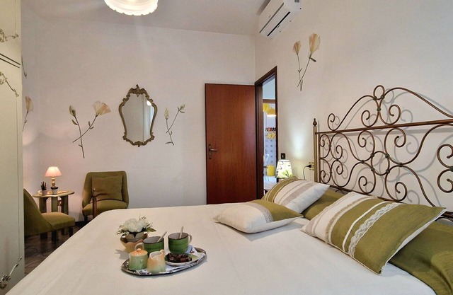 Garden House with Parking by BelcantoVillas